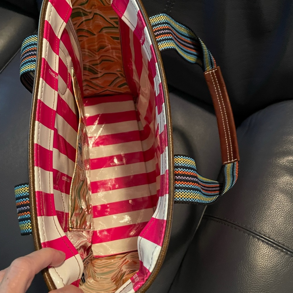 Consuela Classic Tote